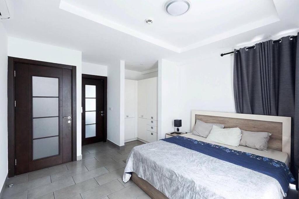Luxury Labone Edge 2-Bedroom Apartment In Accra - Fivehills Homes Екстер'єр фото