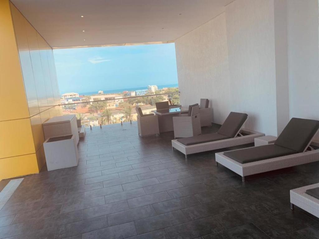 Luxury Labone Edge 2-Bedroom Apartment In Accra - Fivehills Homes Екстер'єр фото