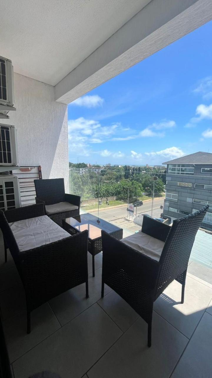 Luxury Labone Edge 2-Bedroom Apartment In Accra - Fivehills Homes Екстер'єр фото