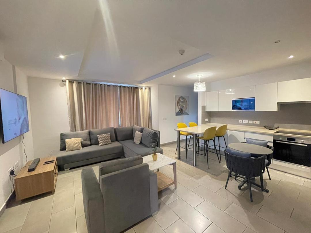 Luxury Labone Edge 2-Bedroom Apartment In Accra - Fivehills Homes Екстер'єр фото